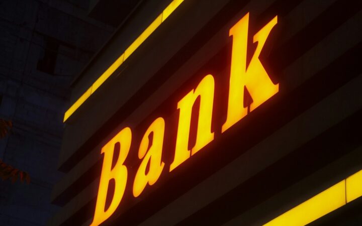 What Is Retail Banking? A Beginner’s Guide