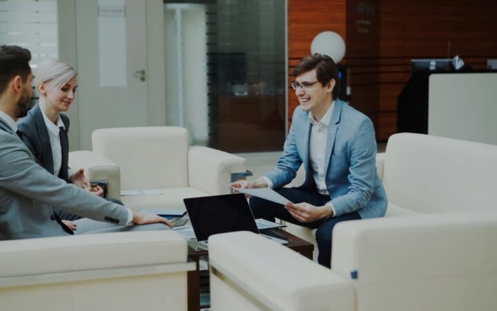 What Is Commercial Banking? A Beginner’s Guide