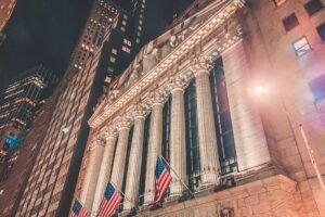 NYSE Owner to Invest $2 Billion in Polymarket, Valuing Platform Near $8B