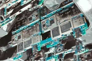 Qualcomm Enters AI Data Center Race with New AI200 and AI250 Chips