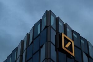 Deutsche Bank Makes Gold Trading Comeback, Posts Double-Digit Earnings in Precious-Metals Unit