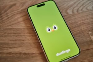 Duolingo Stock Plunges 27% as Long-Term Growth Plan