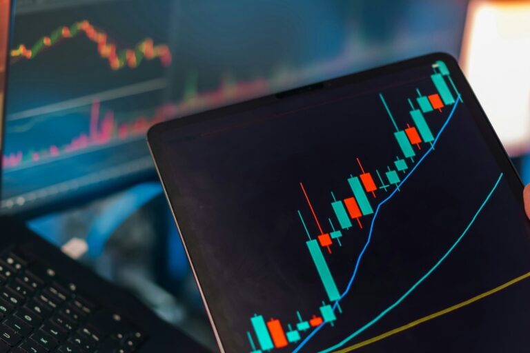 What Is Investment Banking? A Beginner’s Guide