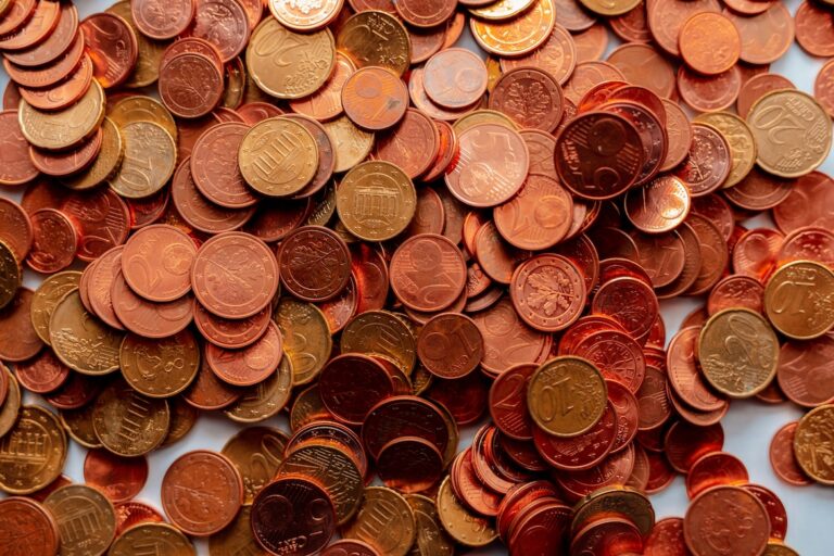 Copper Breaks $12,000 for First Time as Tariffs and Supply Shocks Fuel Rally