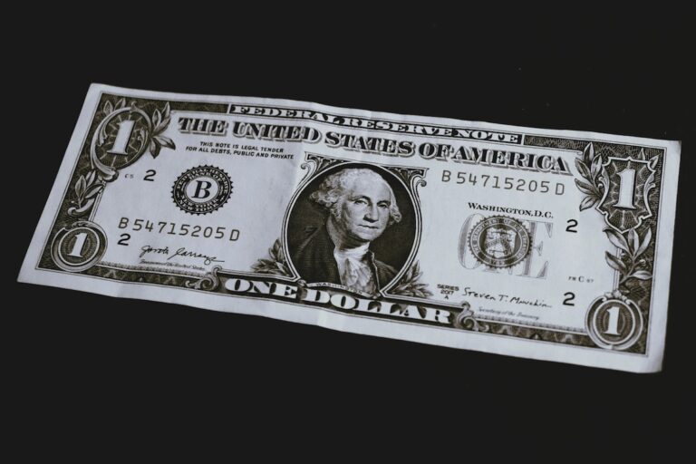 Gold Overtakes U.S. Dollar as World’s Largest Reserve Asset