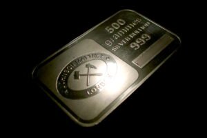Silver Hits $117 in Historic Spike as Precious Metals See Extreme Turbulence