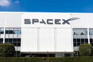 SpaceX Taps Wall Street Giants for IPO Valued at $1.5 Trillion