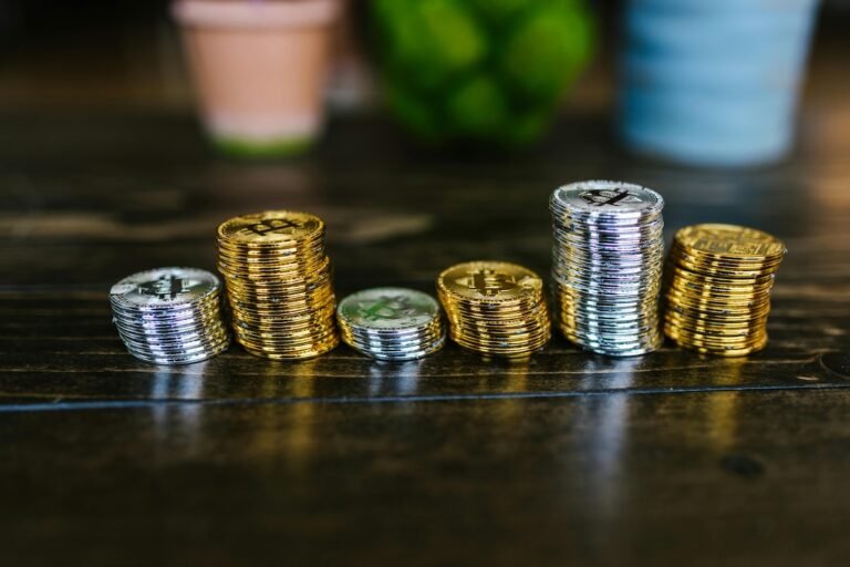 Gold, Silver, and Bitcoin Rebound as Markets Stage Aggressive Risk-On Rally