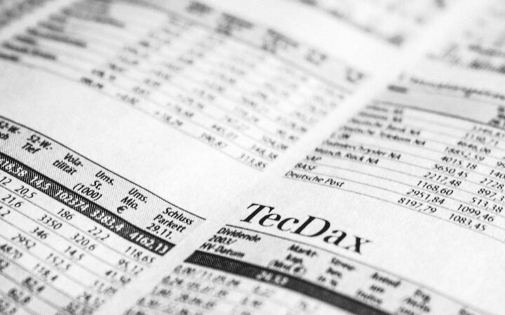 U.S. Stocks Stage Sharp Intraday Reversal After Hundreds of Billions Swing