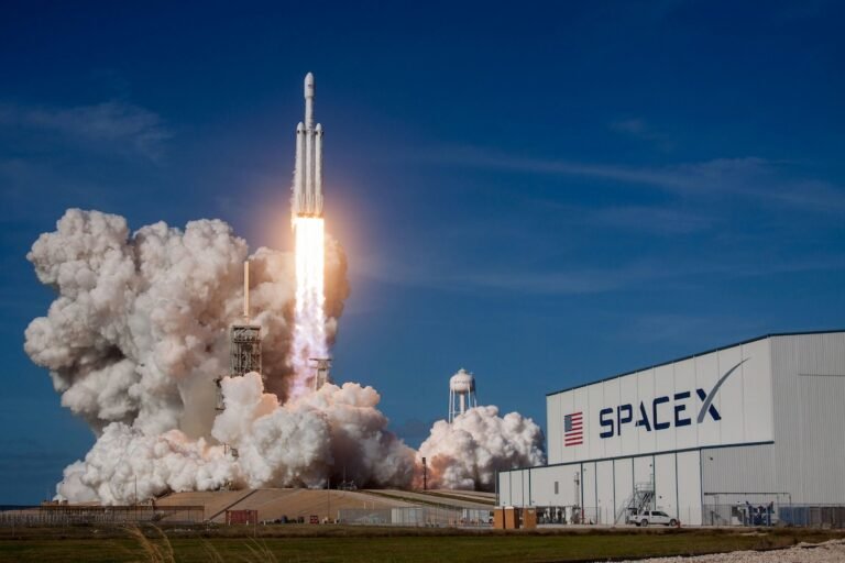 SpaceX Files Confidentially for IPO Ahead of Potential June Listing