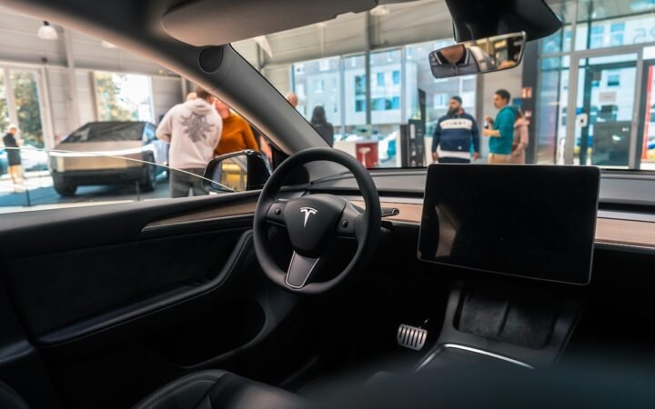 Tesla Expands Robotaxi Service to Dallas and Houston