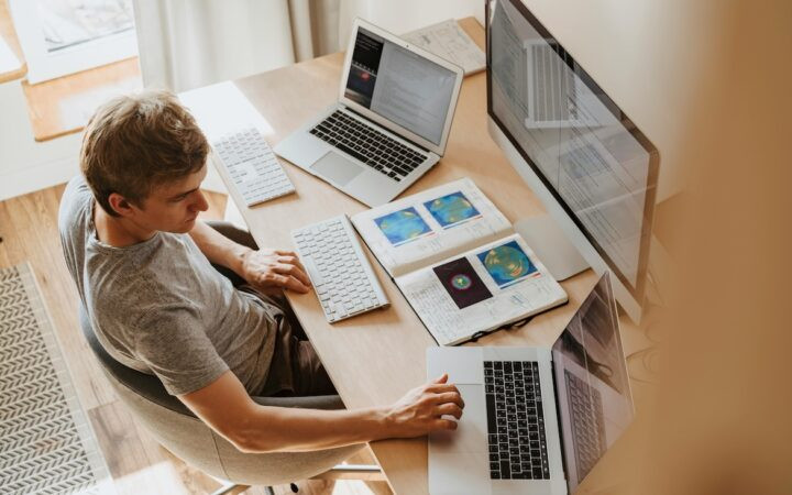 Remote IT Worker Earns $746,000 by Secretly Juggling Five Jobs