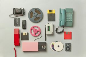 Entrepreneur Made Hundreds of Thousands Selling Retro Phones and CD Players to Gen Z