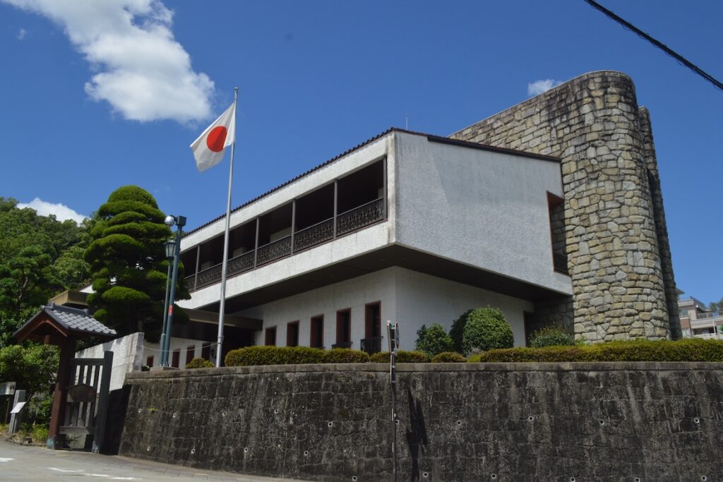 Bank of Japan Raises Interest Rates to 1%, Highest Level Since 1995