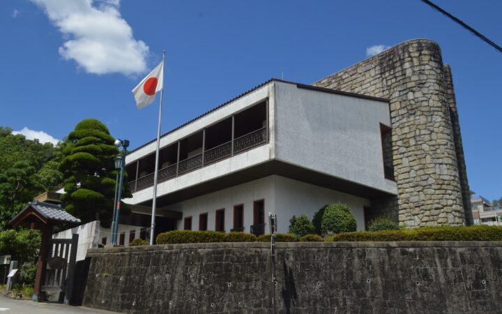 Bank of Japan Raises Interest Rates to 1%, Highest Level Since 1995