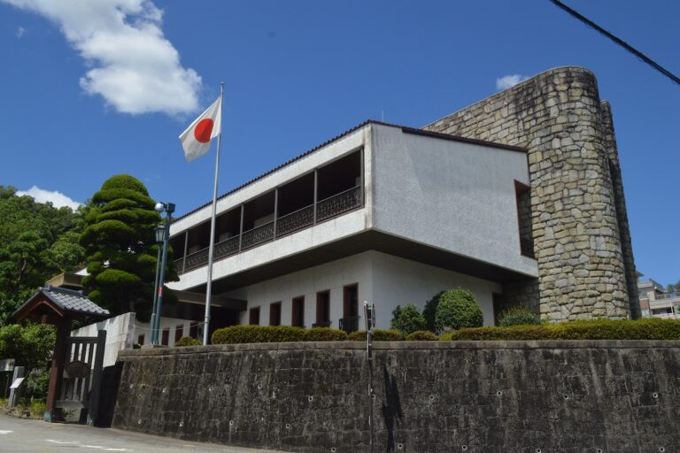 Bank of Japan Raises Interest Rates to 1%, Highest Level Since 1995