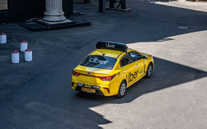 Uber, Lucid and Nuro Partner to Launch Robotaxi Service in Houston