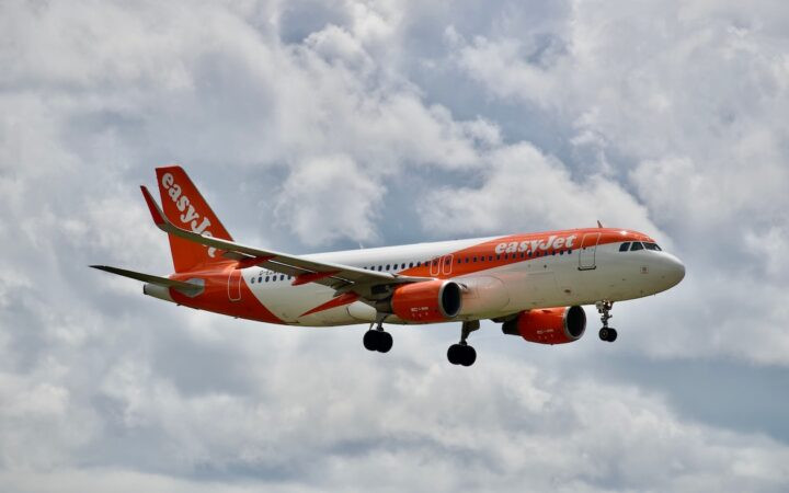 EasyJet Agrees in Principle to £5.2 Billion Takeover Offer