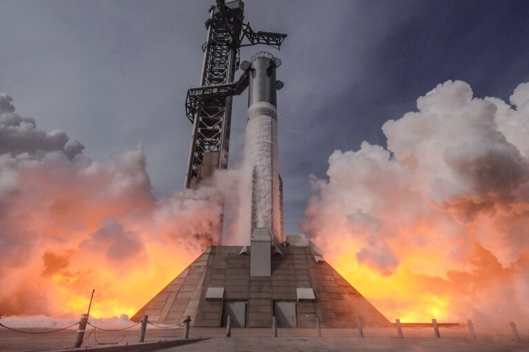 SpaceX Shares Fall Below $140, Hitting New Post-IPO Low
