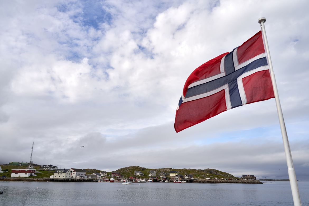Norway’s $2.3 Trillion Wealth Fund Plans to Cut U.S. Treasury Exposure