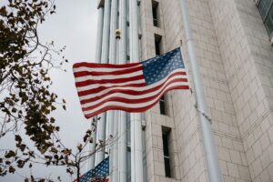 U.S. Weighs Promoting Dollar Stablecoins Abroad as Treasury Market Faces Historic Pressure
