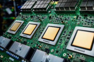 Anthropic Offers Blackstone Over 10% Yield in $60 Billion Chip Financing