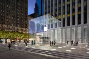 Apple Reclaims World’s Most Valuable Company Title at $5 Trillion