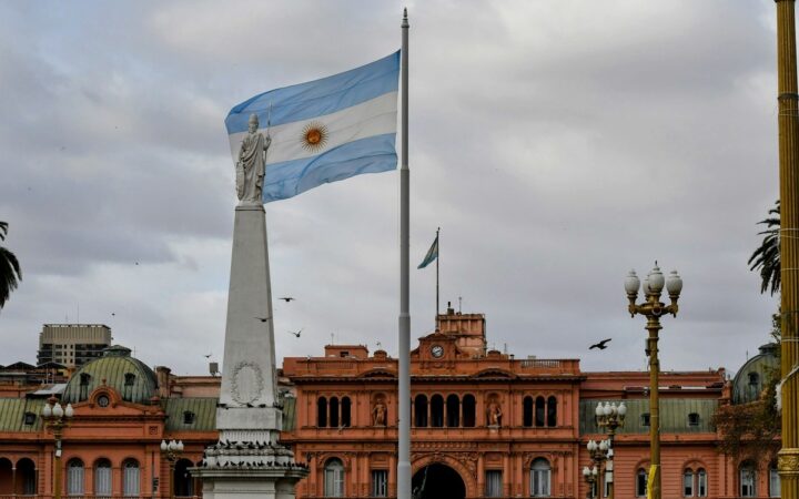 Argentina Unveils $350,000 ‘Golden Passport’ Program Ahead of Q4 Launch
