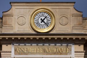 French 10-Year Yield Tops 5% as Budget Deadlock and Protests Rattle Markets