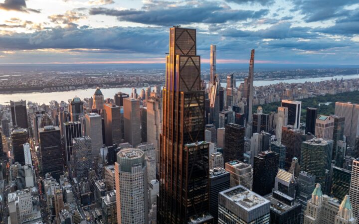 JPMorgan Earnings Miss Estimates Despite 6% Profit Growth