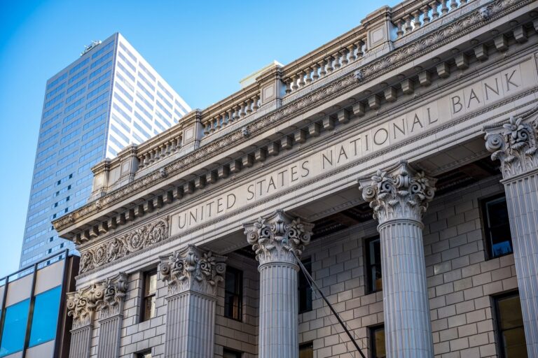 Justin Sun Predicts Traditional Banks Will Fade as Finance Moves Onchain