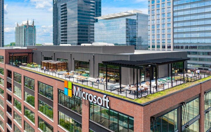 Microsoft Stock Rises 4% as Azure Growth Drives Earnings Beat