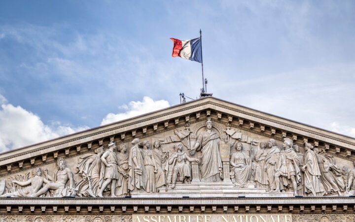 Moody’s Keeps France’s Aa3 Rating With Negative Outlook