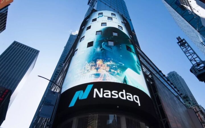Nasdaq Futures Fall 1% as Alphabet’s Earnings Pressure AI Trade