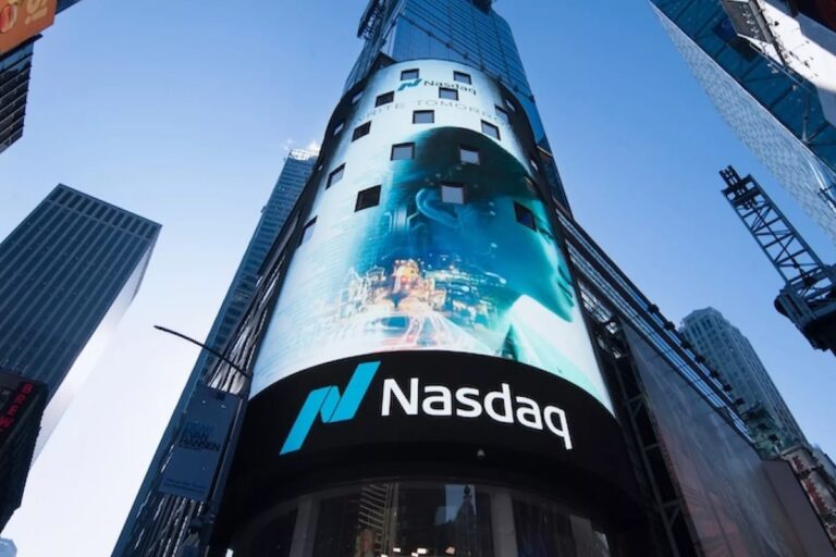 Nasdaq Futures Fall 1% as Alphabet’s Earnings Pressure AI Trade