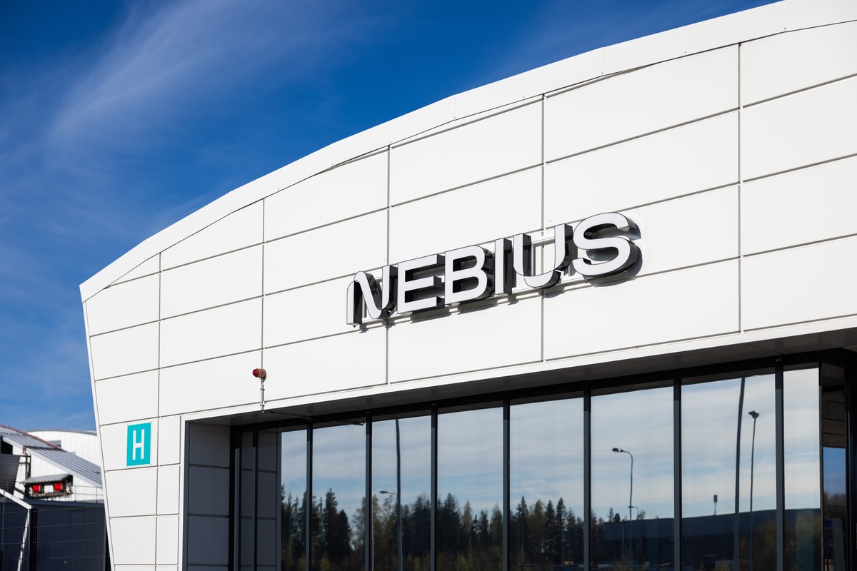 CoreWeave and Nebius Slide as Microsoft Capex Misses Estimates