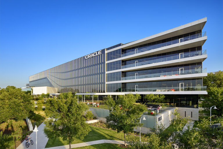 Oracle Stock in Focus as AI Agent Studio Targets Industry Workflows