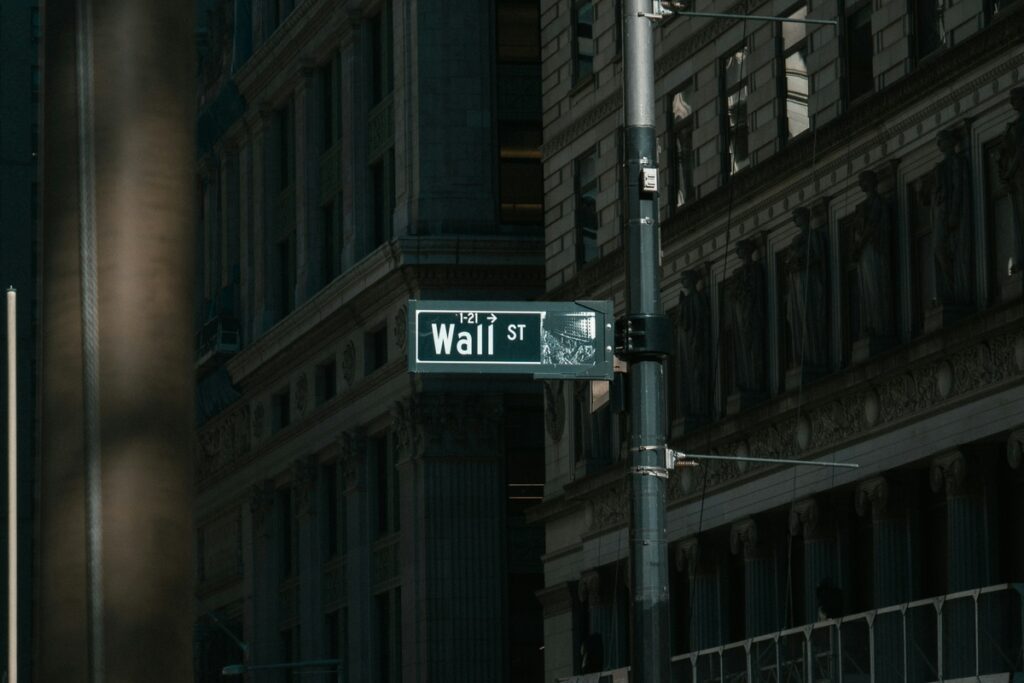 Ripple Challenges Wall Street Banks in Leveraged ETF Financing