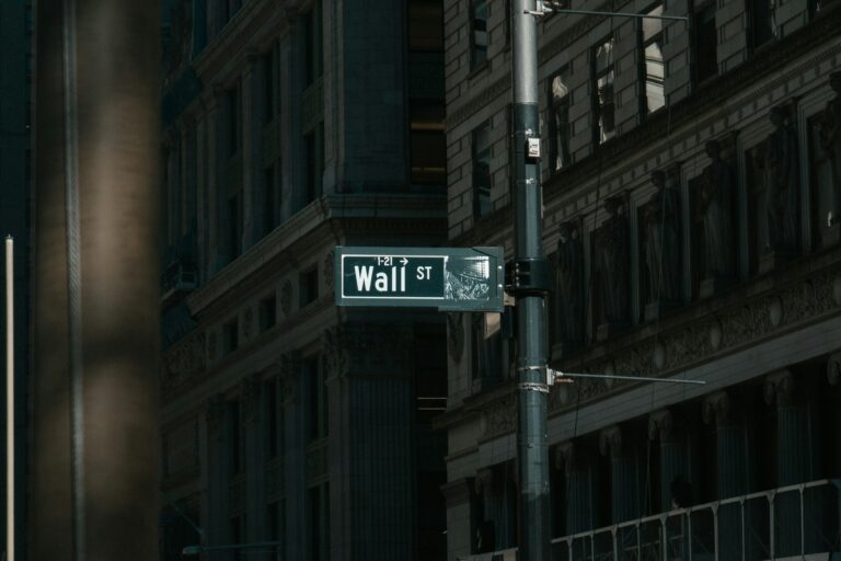 Ripple Challenges Wall Street Banks in Leveraged ETF Financing