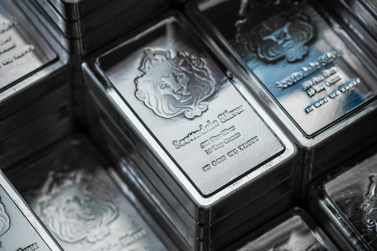 Silver Falls Below $50 for First Time Since November 2025