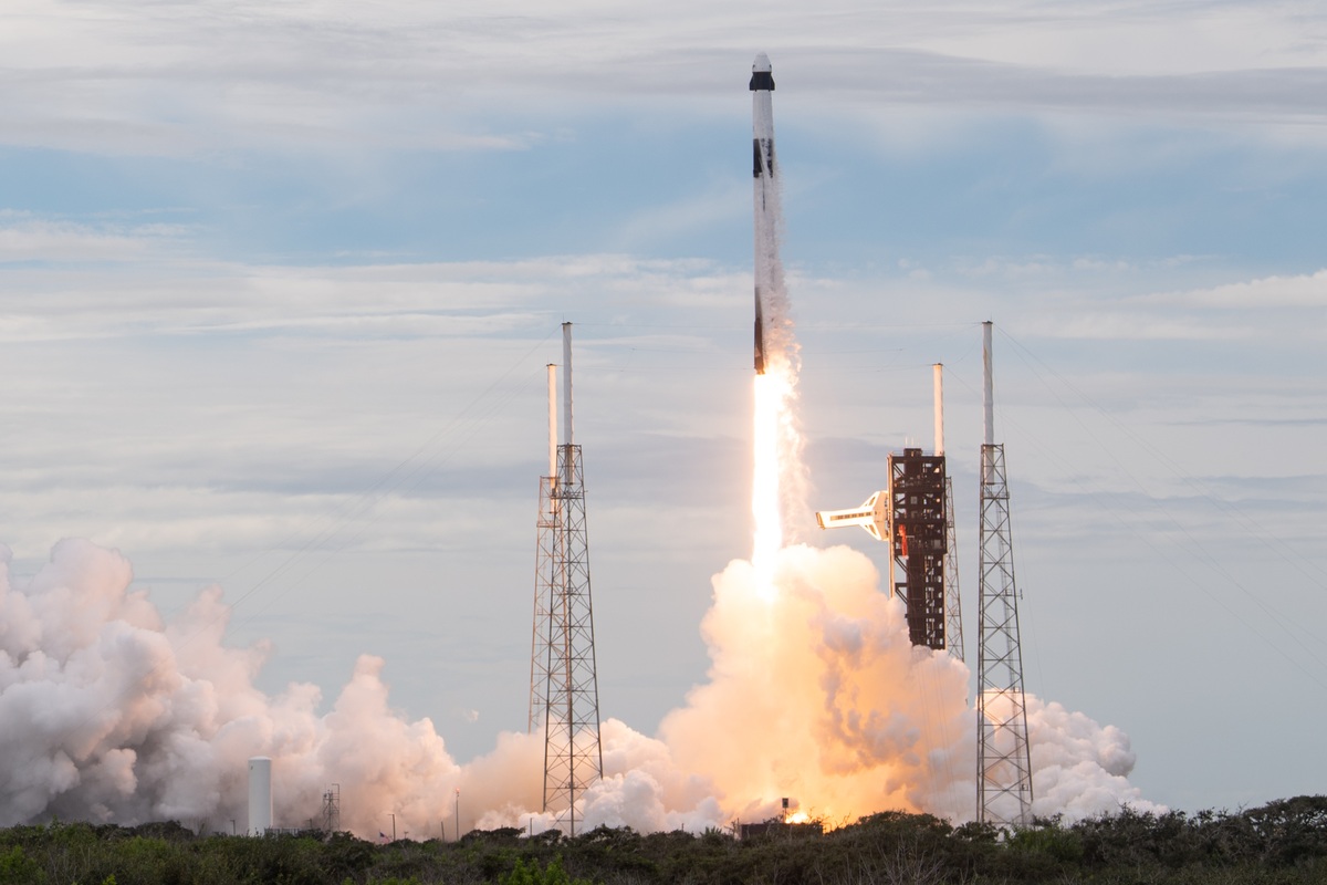 SpaceX Revenue Surges to $14.58 Billion, Beating Estimates as AI and Starlink Grow