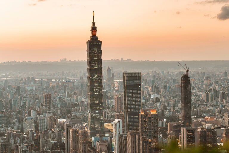 Taiwan’s 62% Stock Rally Spurs Fund Managers to Quit