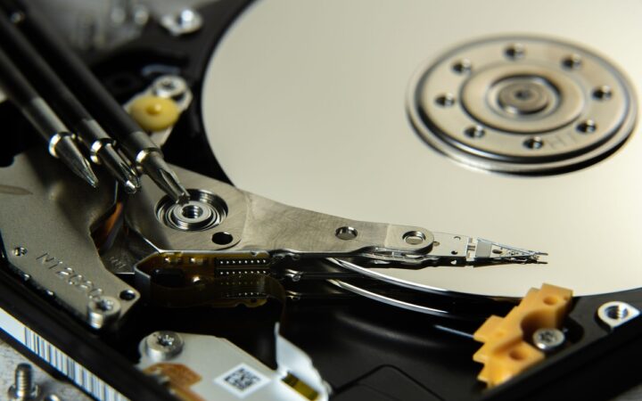 Western Digital Revenue Jumps 55% as Dividend Rises 17%